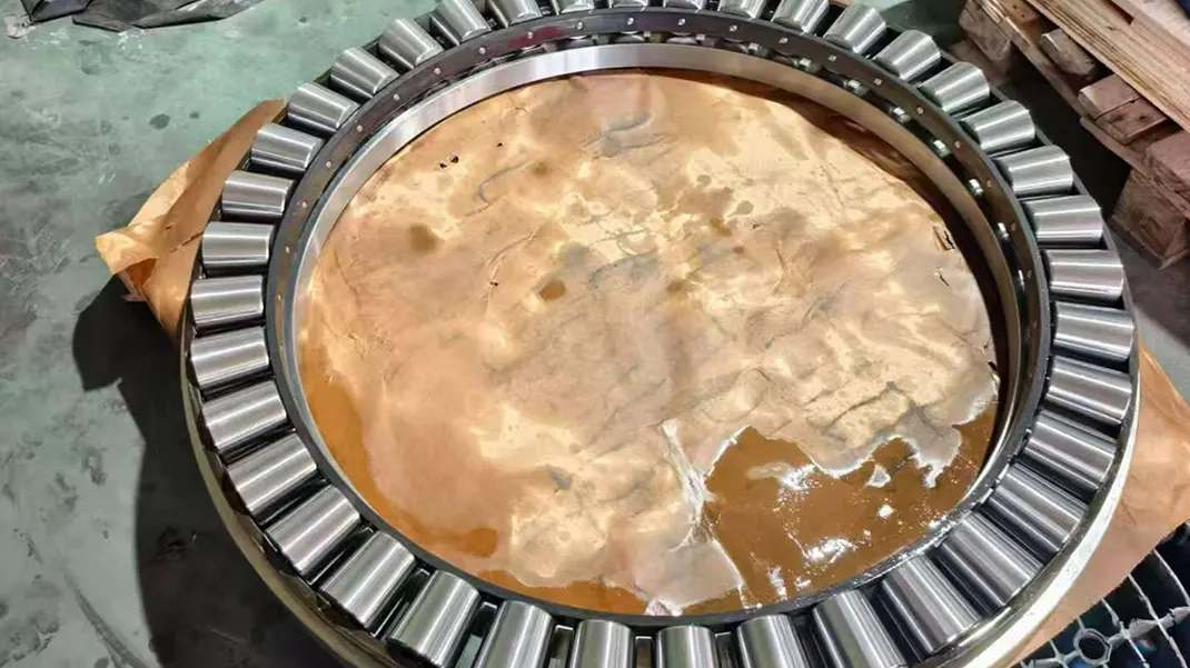 Cuscinetto con frantoio cono